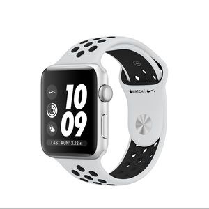 Nike Apple Watch Series 3, 42 mm Silver Aluminum